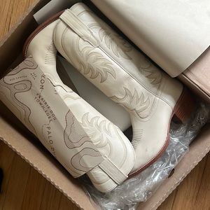 Tecovas The Annie Bone Calfskin Boots Women’s size 9.5